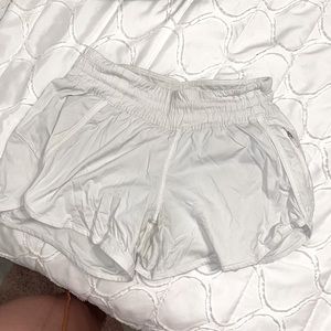 Lululemon tracker shorts size 6